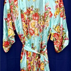 NWOT Aqua Teal Floral Satin Kimono Robe Bridal Getting Ready Garden Party Spring